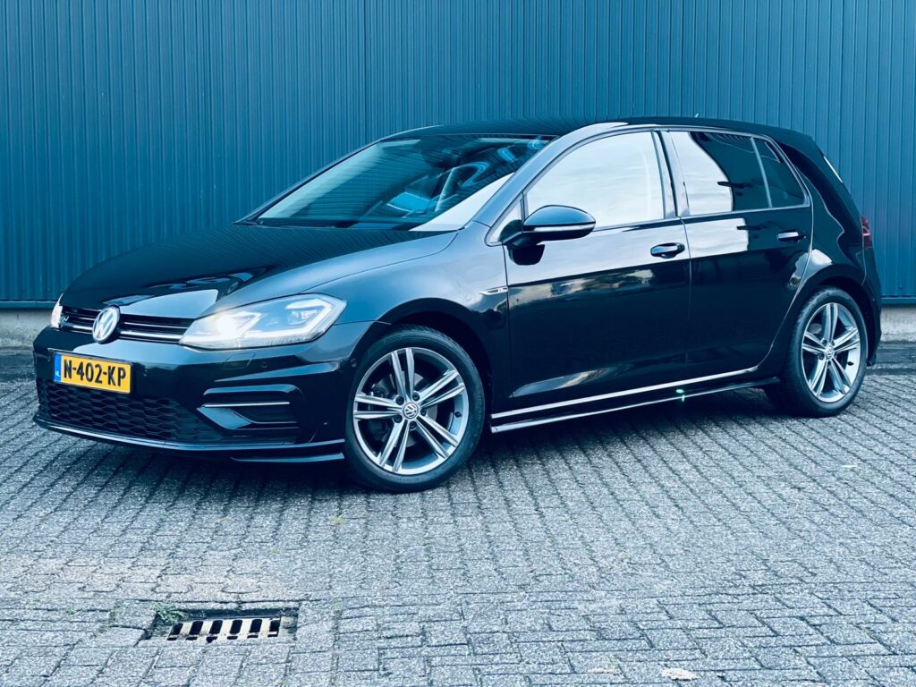 Volkswagen Golf 1.4 TSI Highline Business R